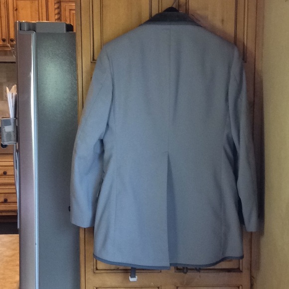 ❤️ $30 After Six Tuxedo + Accessories - Picture 2 of 14